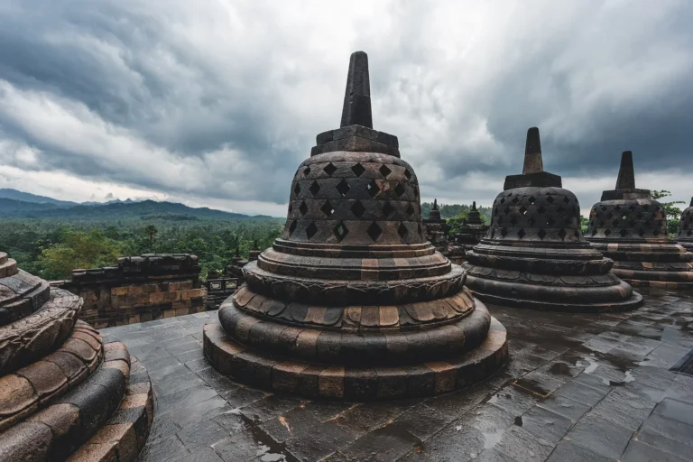Yogyakarta: Borobudur and Prambanan Temple Private Tour with Climb